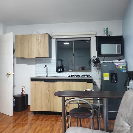 מדיין Noras Homestay Laureles מראה חיצוני תמונה