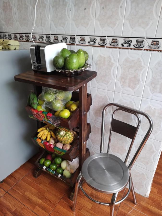 מדיין Noras Homestay Laureles מראה חיצוני תמונה