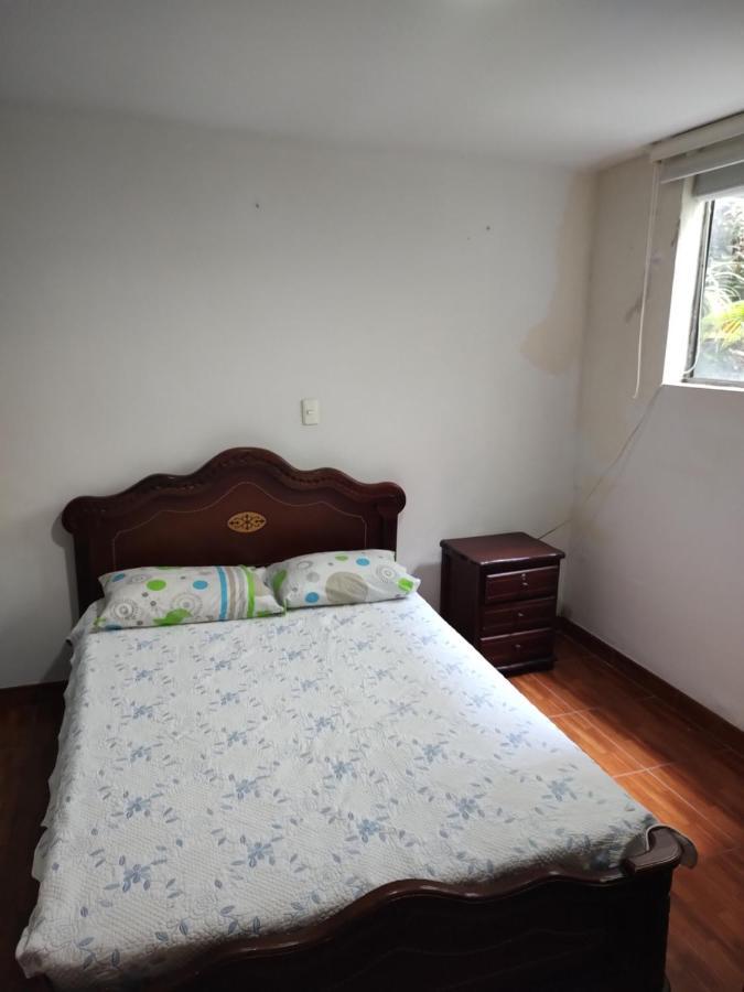 מדיין Noras Homestay Laureles מראה חיצוני תמונה