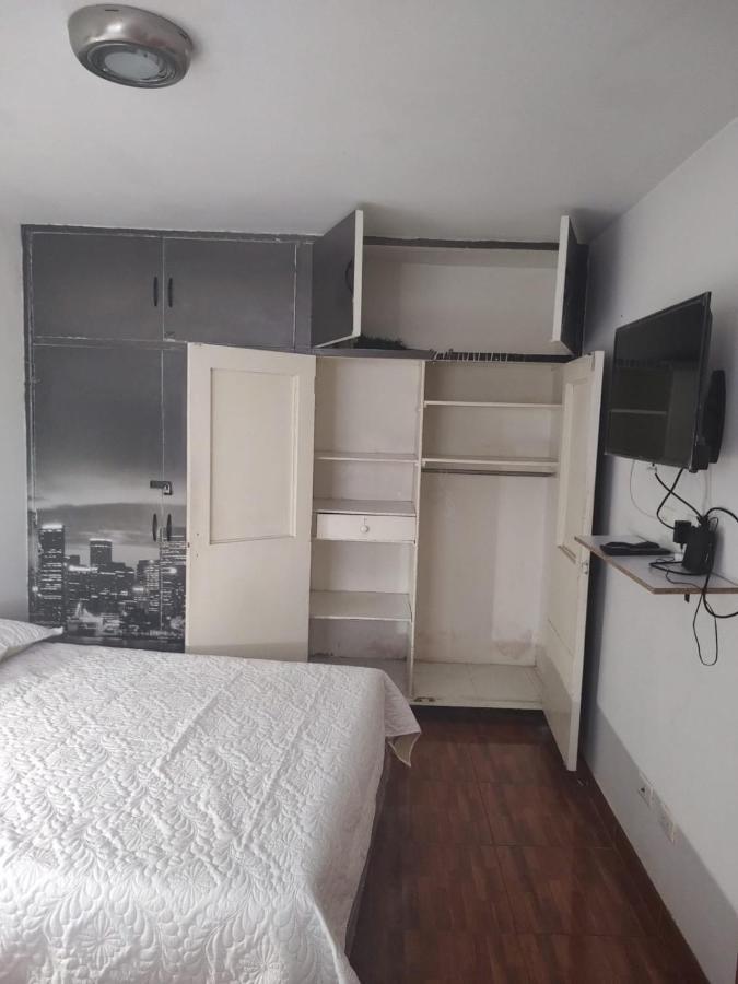 מדיין Noras Homestay Laureles מראה חיצוני תמונה